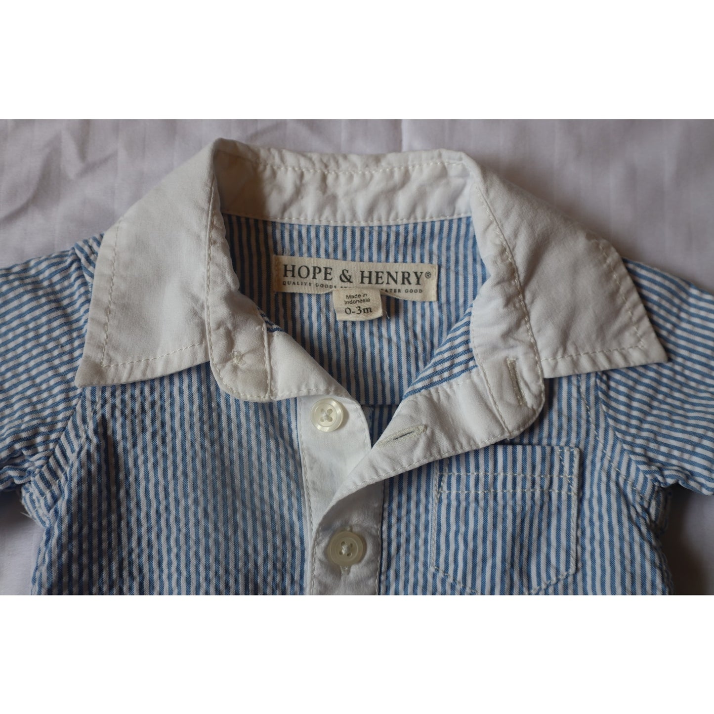 Hope & Henry Seersucker Onesie - 0-3m